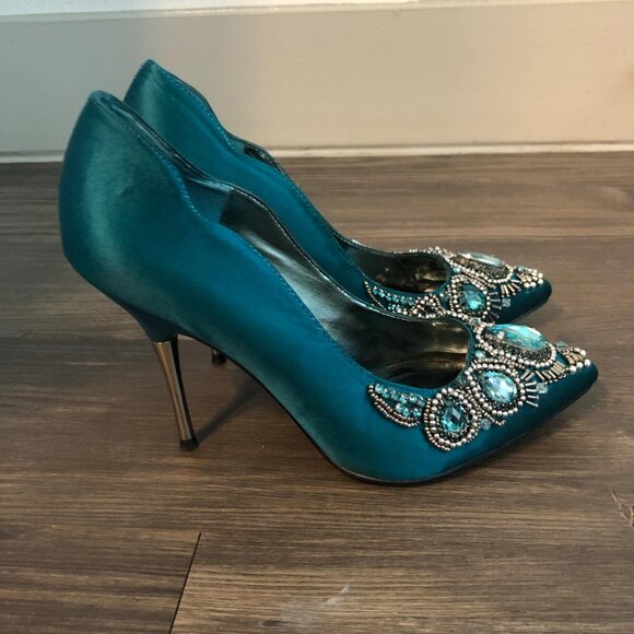Emerald Jeweled Stiletto Heels size 8M - Picture 4 of 7